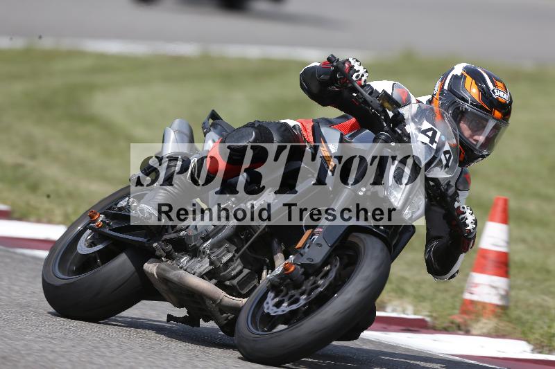 /Archiv-2025/49 26.08.2025 Cornu Master School ADR/blau-bleu/44